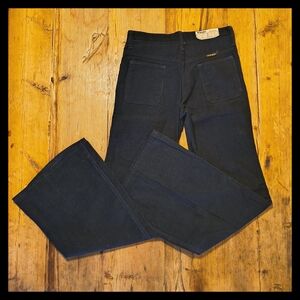 🆕 Vtg. Wrangler Corduroy Bell Bottom High Waist Pants Size 27x32